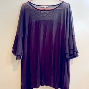 GREEN ENVELOPE Sheer Upper Bodice & Fluttery Sleeves. So pretty and feminine!💕